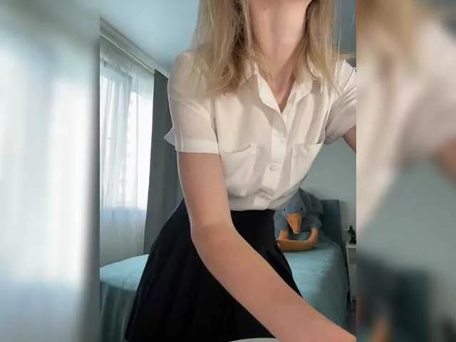-cutiekitty- on BongaCams