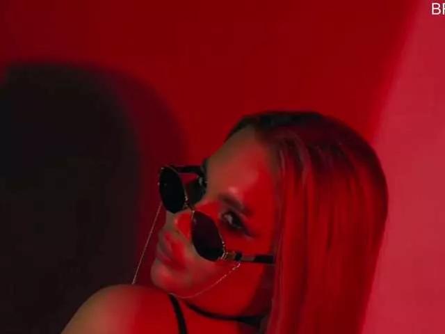 -Dirty-Bitch on BongaCams 