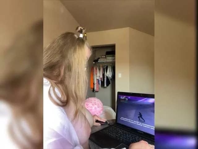 -MISTIKA- on BongaCams 