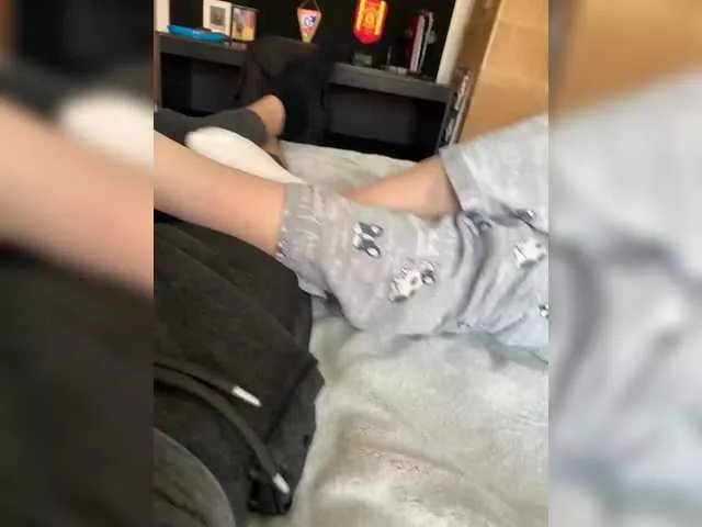 Freechat 666Slutbaby666 on BongaCams