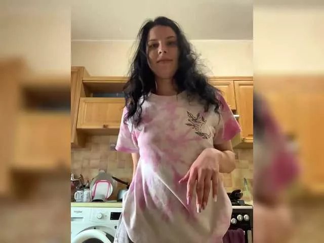 Freechat 666Slutbaby666 on BongaCams