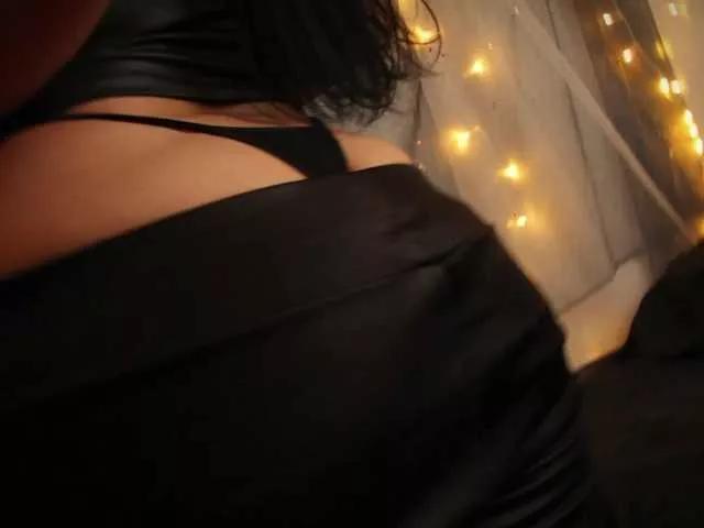 Abril-Bianchi on BongaCams