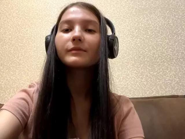 Sweet AideLandaker wants you to fuck her body now AideLandaker from BongaCams