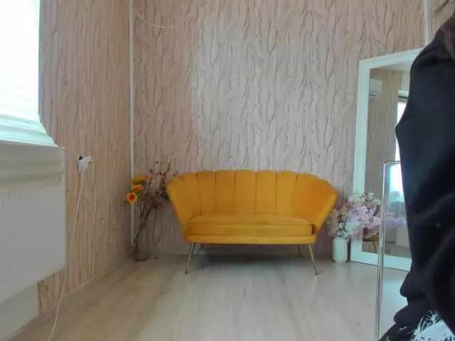 AishaRouhi on BongaCams 