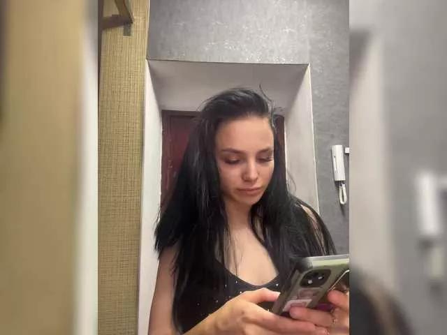 aleksandra-lis-1998 on BongaCams