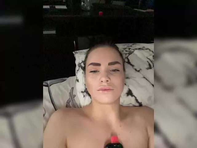 aleksandra-lis-1998 on BongaCams