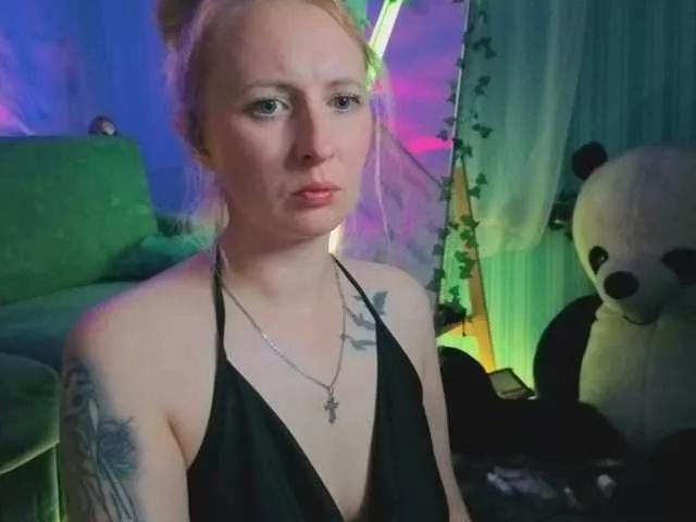 Freechat AlEnKa3112 on BongaCams