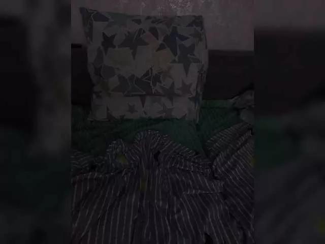 Alex581010 on BongaCams