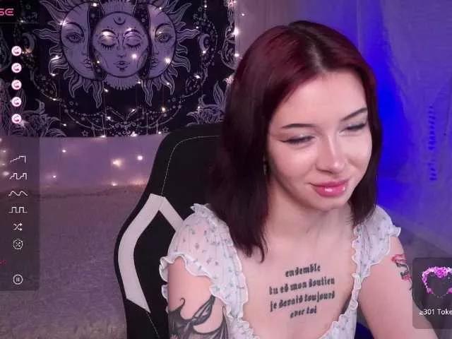 Alexahotbaby on BongaCams 