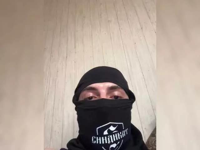 Alfred16 on BongaCams 