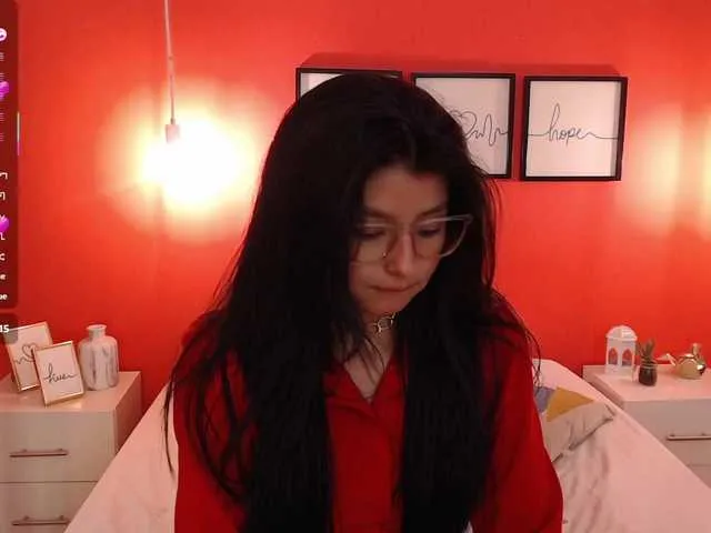 AliciaFox07 on BongaCams