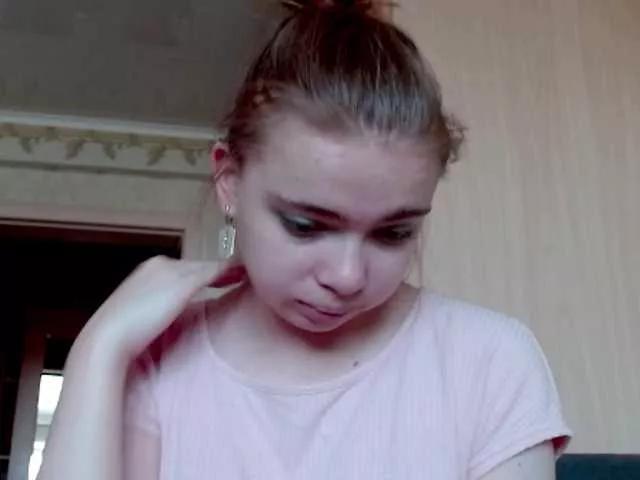 Offline aliiicestone on BongaCams