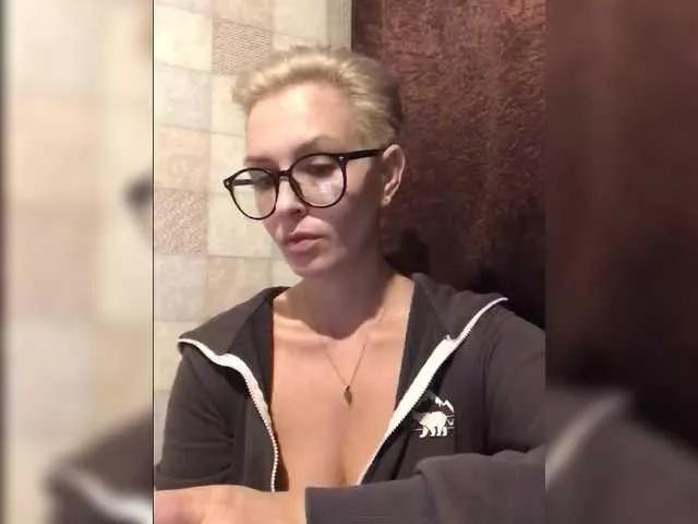 Freechat AlikBlack on BongaCams