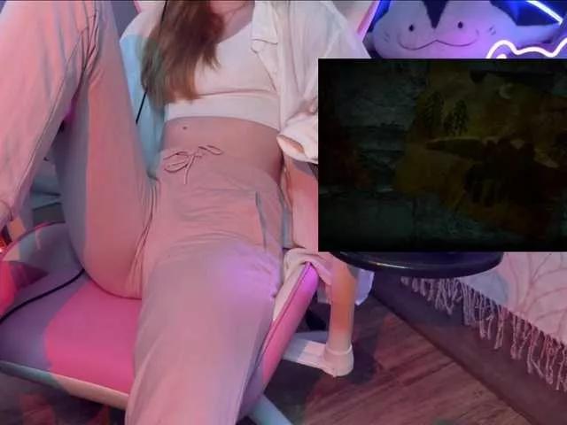 Offline Alisa-Cheshirovna on BongaCams