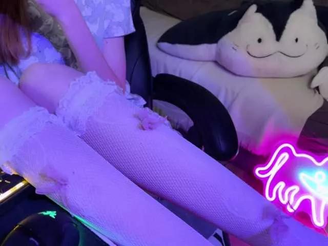 Offline Alisa-Cheshirovna on BongaCams