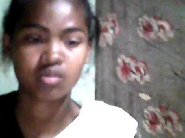 Offline Allycha1 on BongaCams