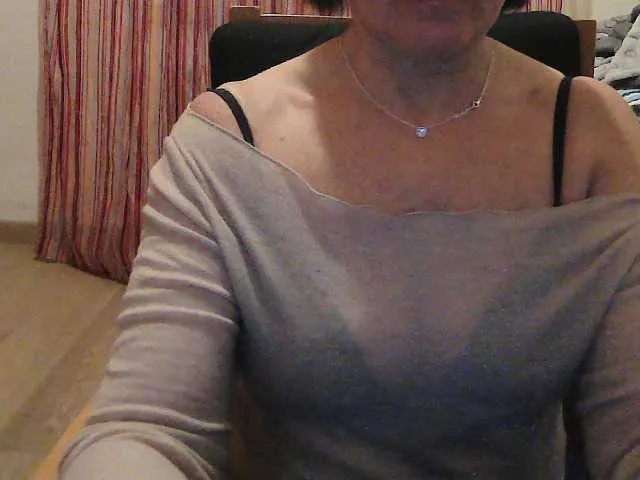 Althea000 on BongaCams