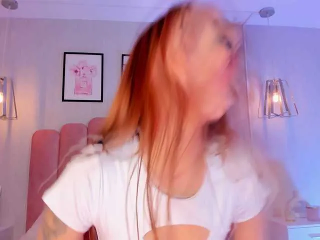 Offline Amaia-Foxx on BongaCams