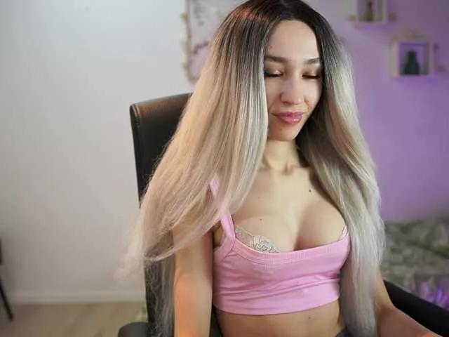 AmaiLiu on BongaCams 