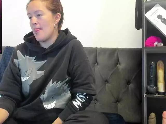 Amberr35 on BongaCams 