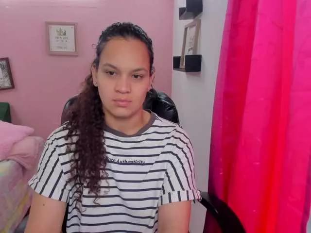 ana-allen on BongaCams 