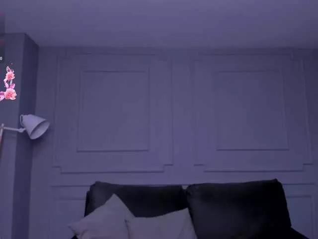AnaisNin1 on BongaCams 
