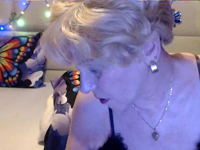 ANGELGRANNY on BongaCams 