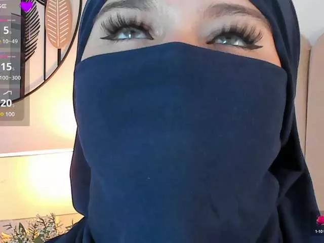 Anna-henao on BongaCams