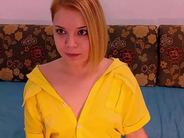 anna-sweetgirl on BongaCams 