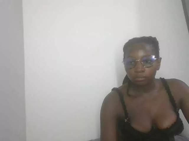 Applebottomqueen on BongaCams