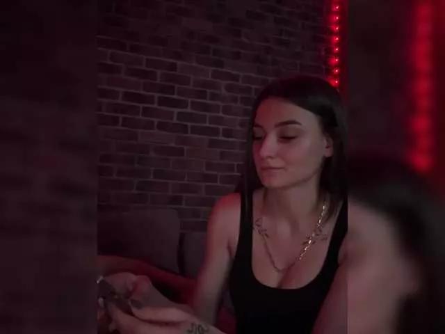 ArchiDidi on BongaCams 