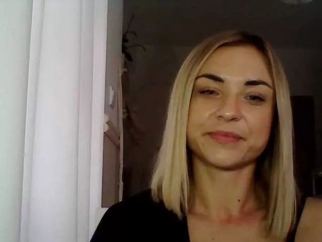 Offline AshleyPerfect on BongaCams
