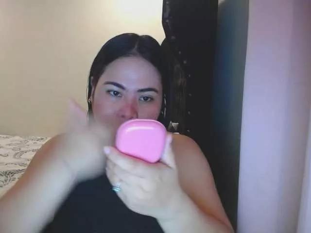 Offline Asianbigbuttyboobs on BongaCams
