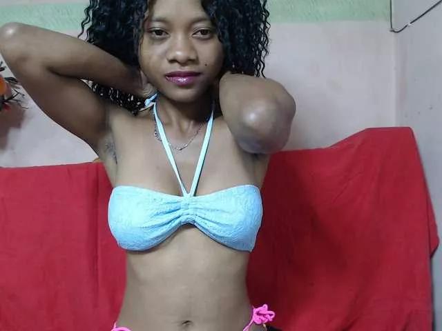 Offline Aslheya on BongaCams