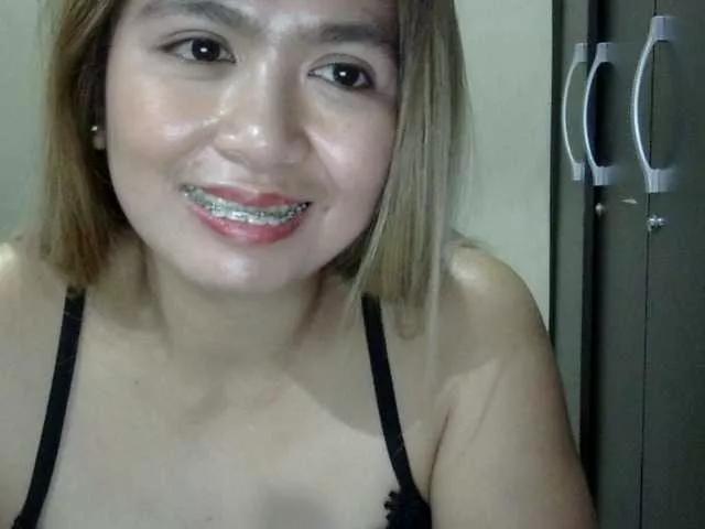 aubrey11 on BongaCams 