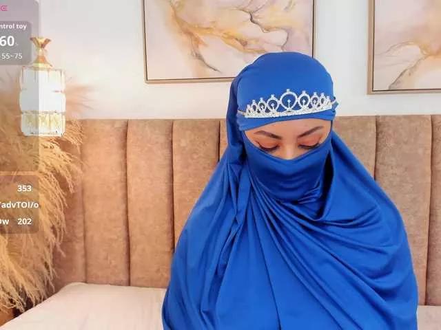 Offline Azzaa0 on BongaCams