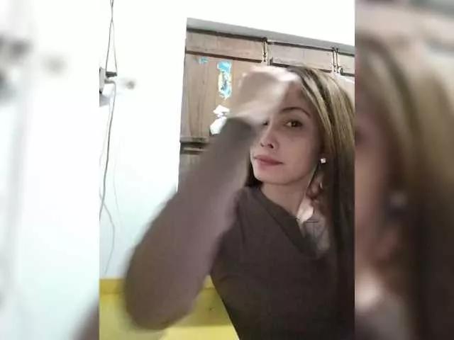 Offline Baby-loveass20 on BongaCams