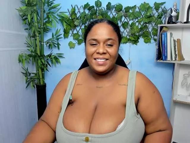 bbw-charlote on BongaCams