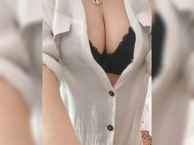 Bette-Rossi on BongaCams 
