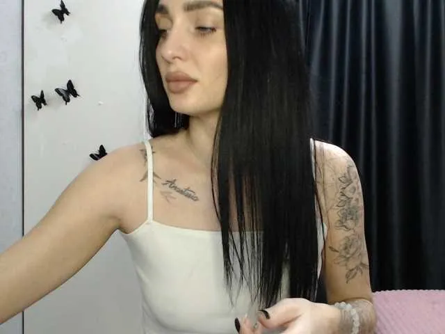 Blackcaramel on BongaCams