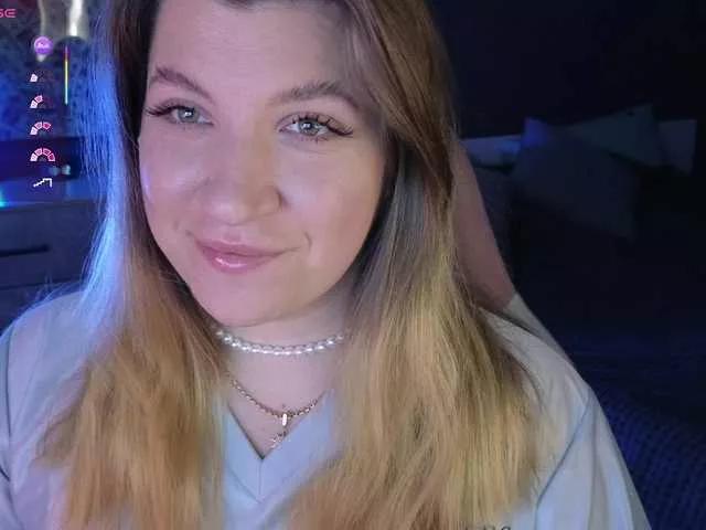 Offline BloomBambi on BongaCams