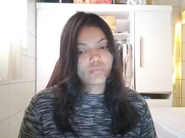 Bombonzin on BongaCams 