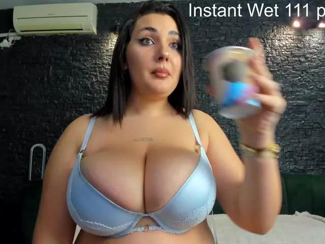 boobzilla on BongaCams