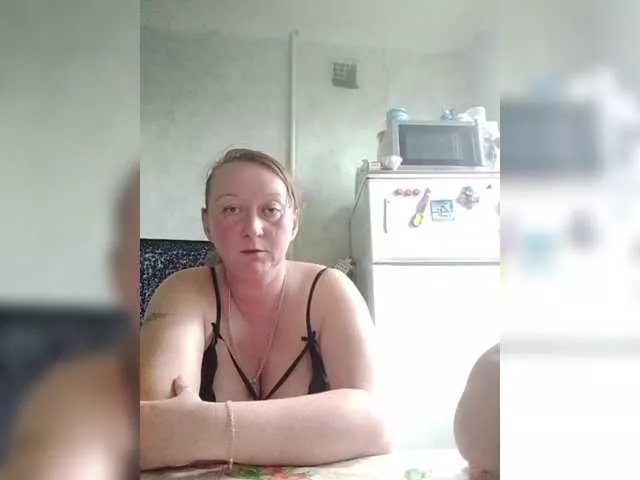 Offline BrideyMollie on BongaCams