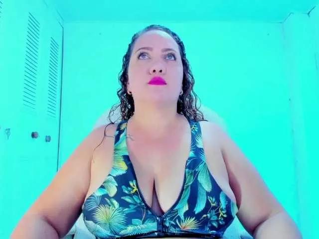 CamilaFox on BongaCams 
