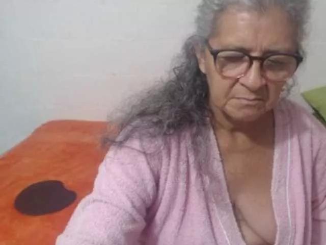 candy-mature on BongaCams 