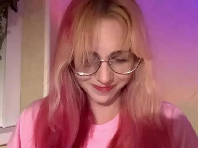 Freechat CarenPoellnitz on BongaCams