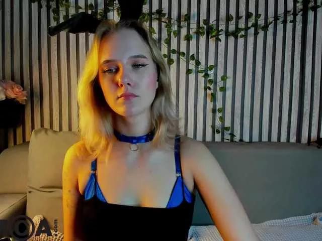 Slutty Casey-Sweeet wants you to fuck her body now Casey-Sweeet from BongaCams