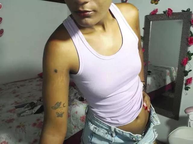 Offline CattleyaHotGirl on BongaCams