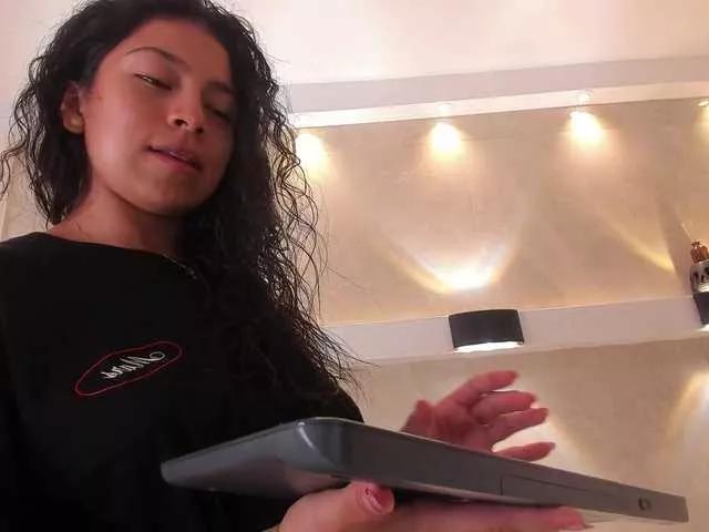 Check out BongaCams's CeleneMidnight CeleneMidnight from BongaCams